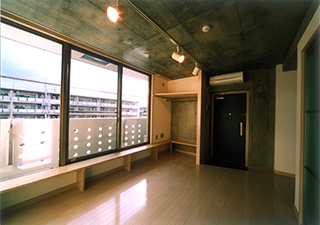 AマンションⅢ　洋室